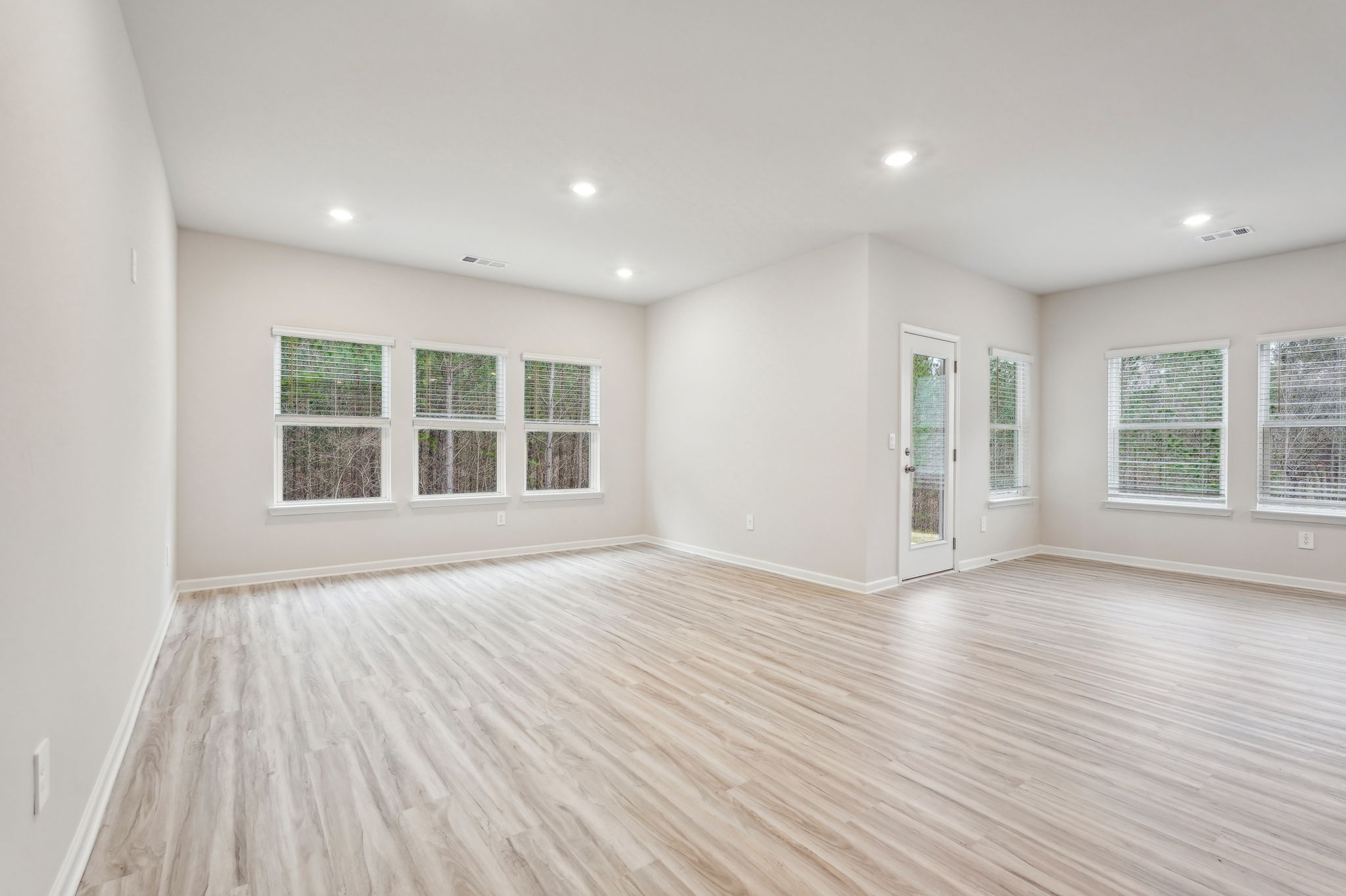 Atlanta - Ivey Township - 333 Ivey Twp Dr, Dallas, GA 30132 - 010