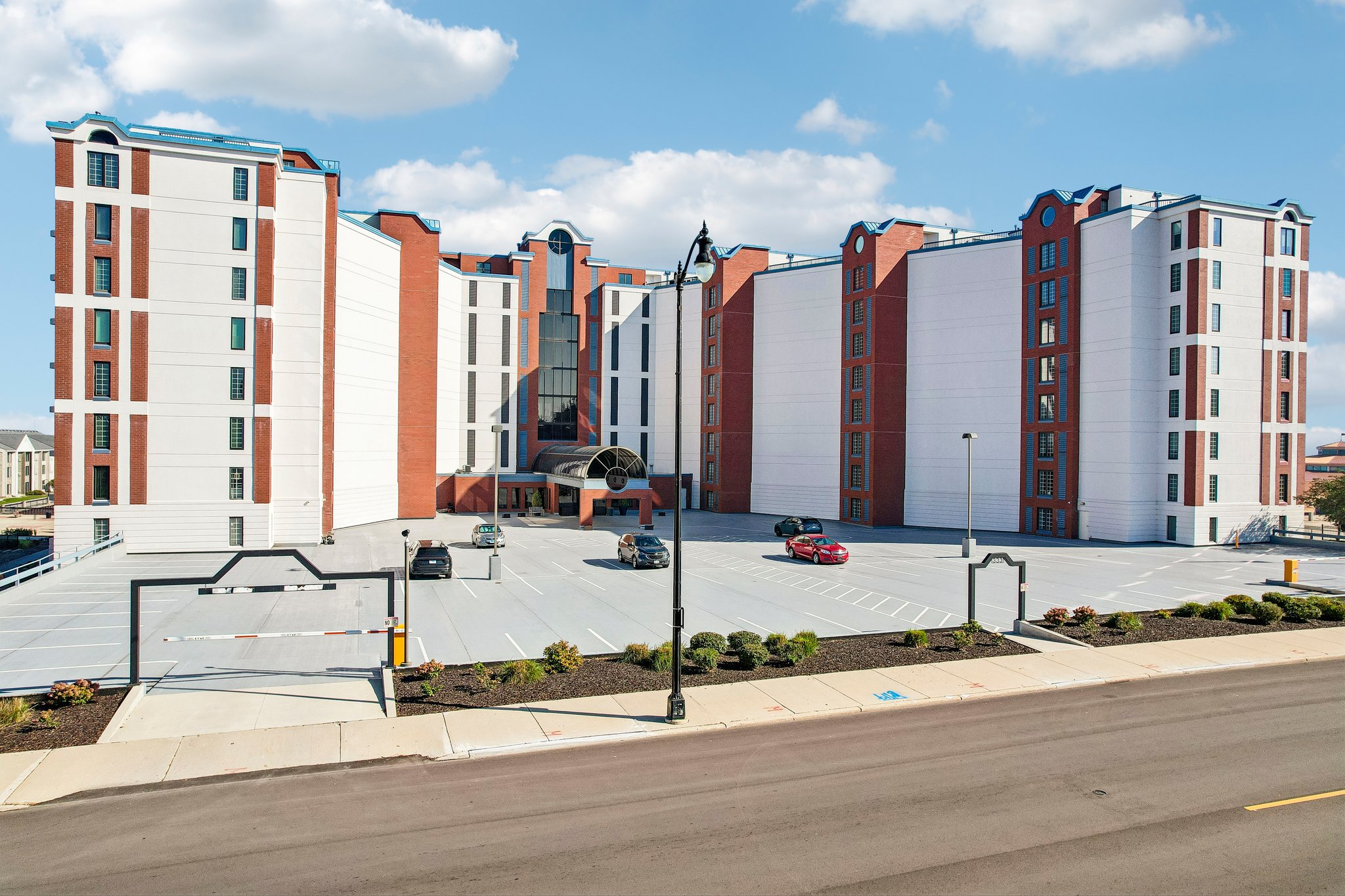 Lake Ave-S2310-039.jpg
