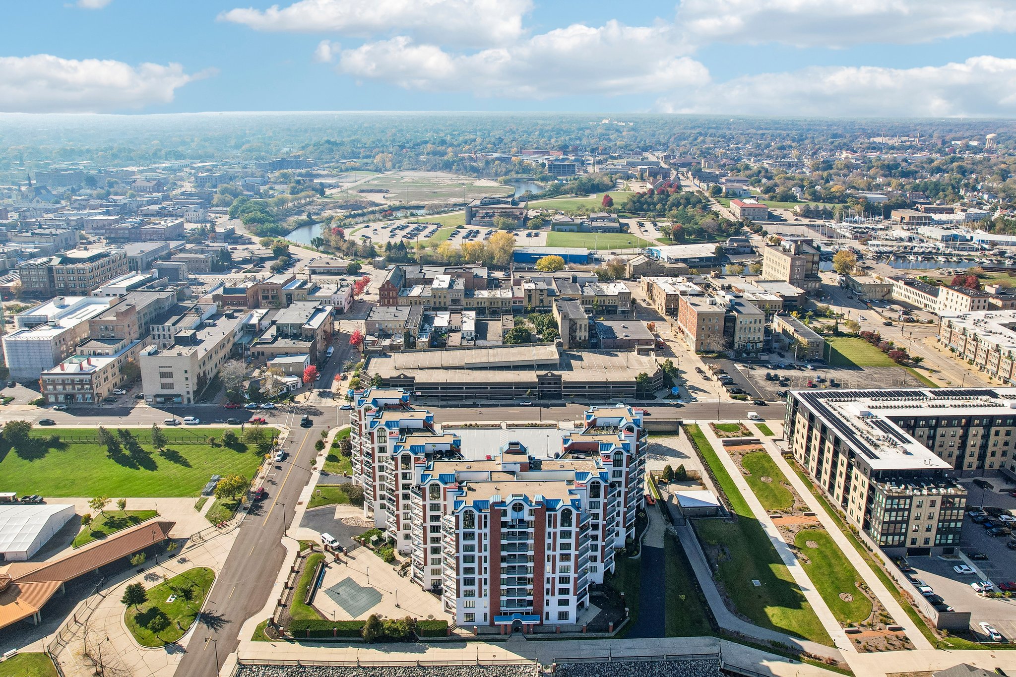Lake Ave-S2310-044.jpg