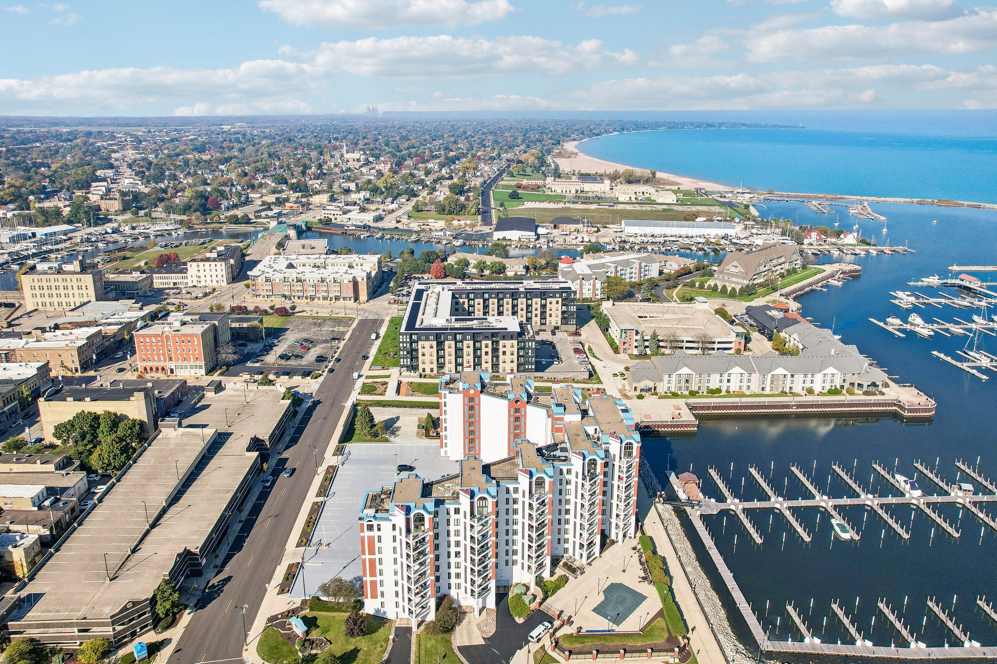 Lake Ave-S2310-047.jpg