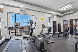 Lake Ave-2310-917.jpg