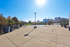 Lake Ave-2310-918.jpg