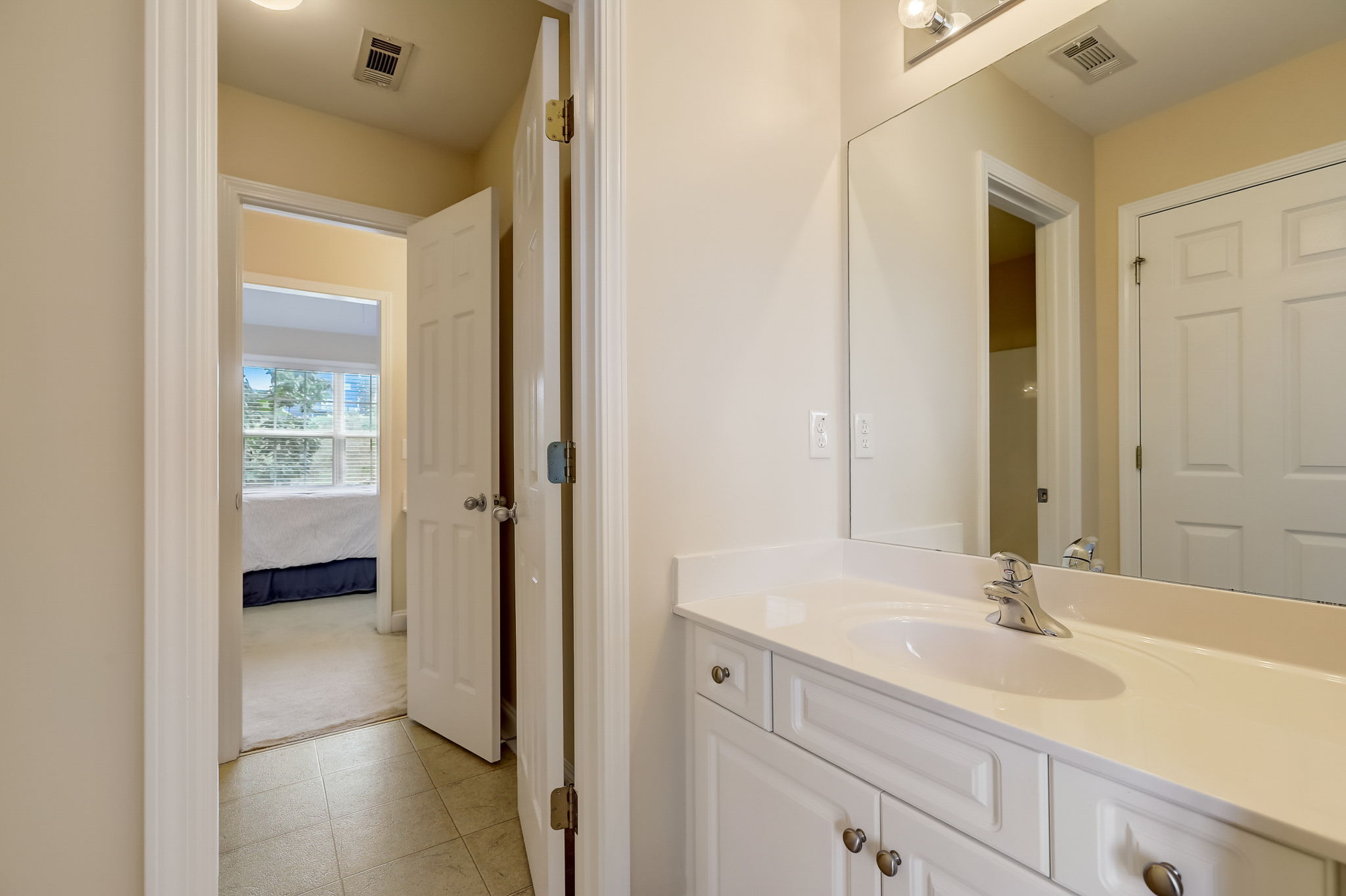 McCook Cir NW-038