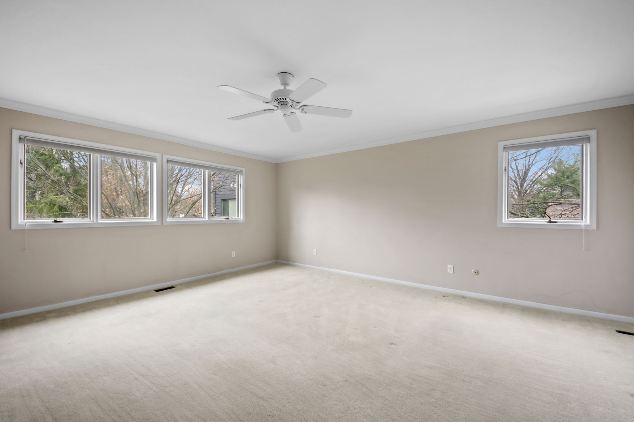 333 N Portage Path, Akron, OH 44303, USA Photo 19