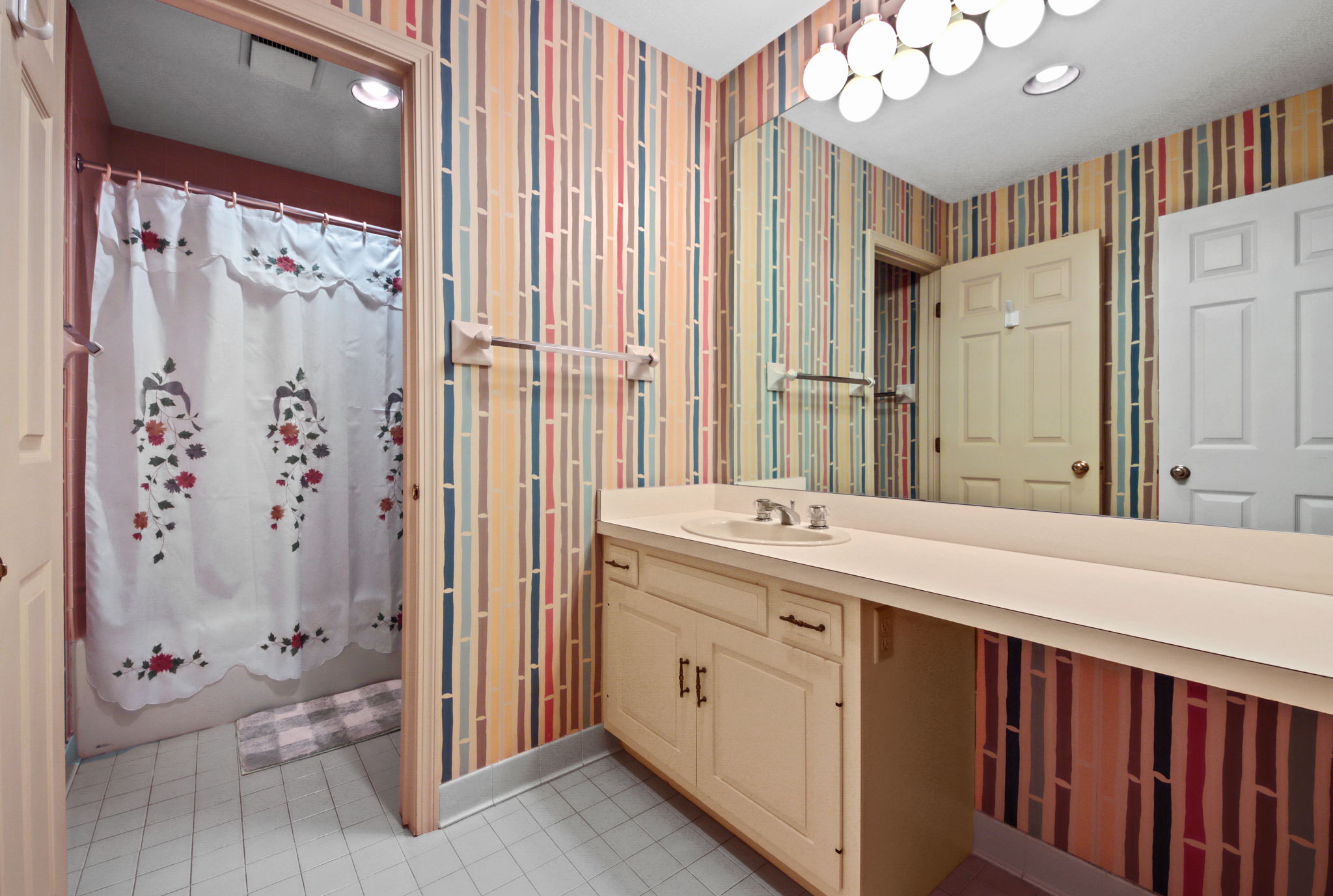 333 N Portage Path, Akron, OH 44303, USA Photo 17