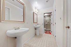 333 N Portage Path, Akron, OH 44303, USA Photo 21