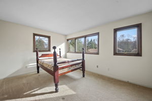 333 N Portage Path, Akron, OH 44303, USA Photo 14