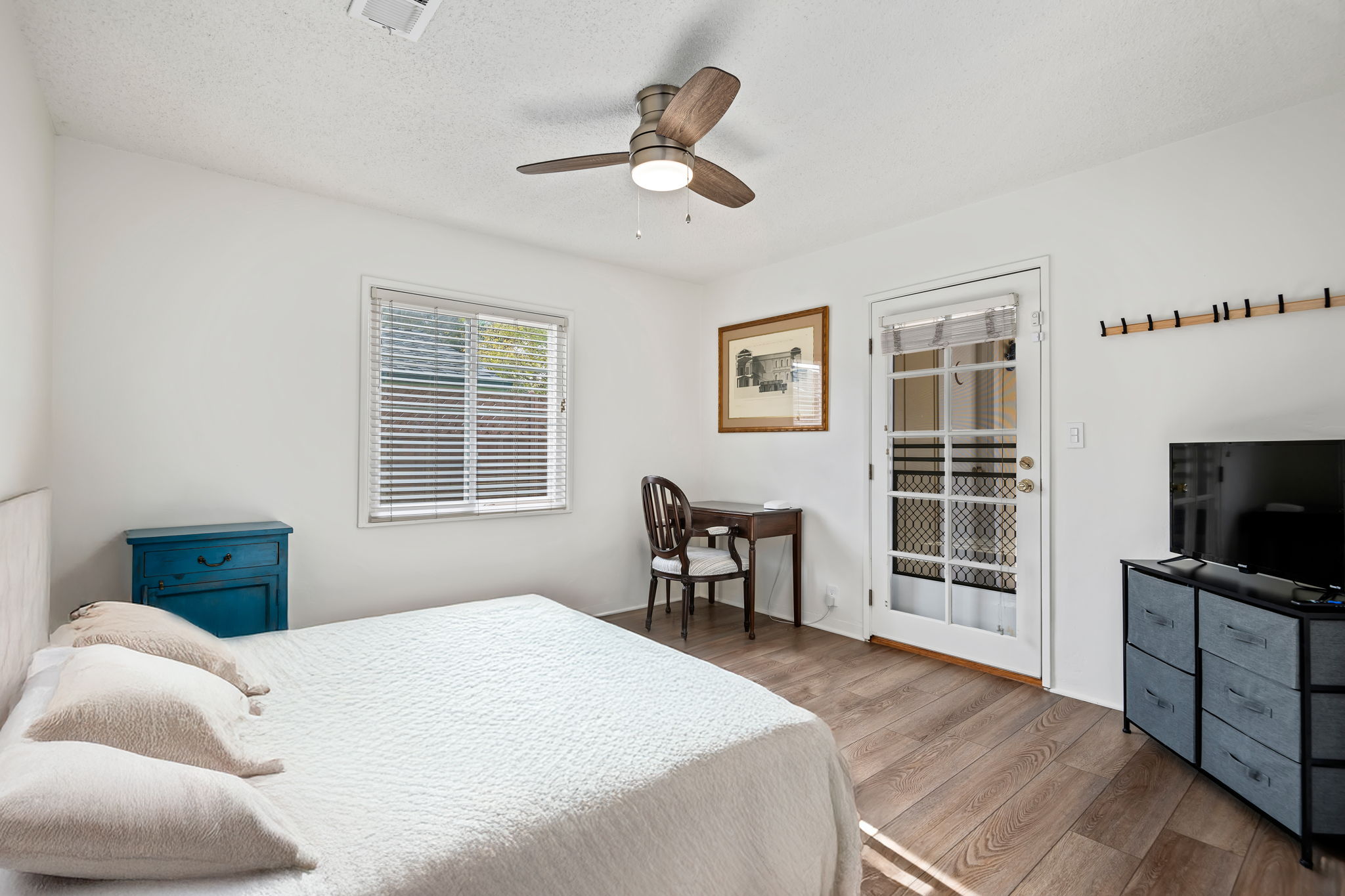 15 - Bedroom 1
