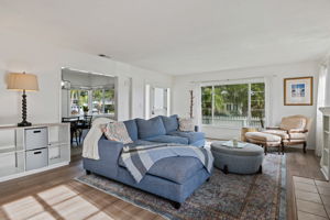 09 - Living Room