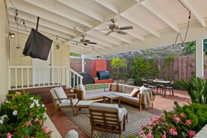 27 - Covered Patio