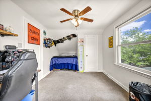  Photo 48