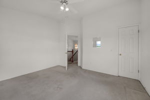  Photo 50