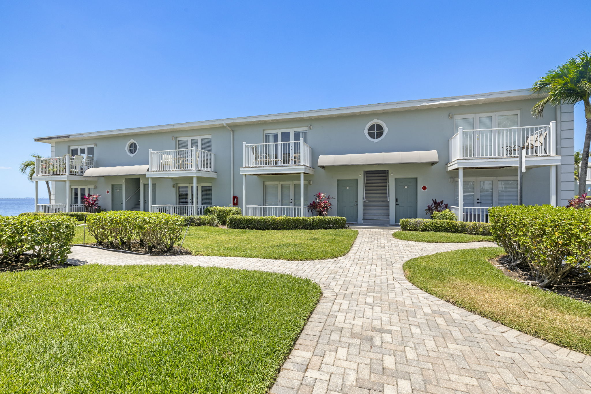 Front Exterior 2 of 2