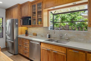 3330 Sherbourne Drive-15