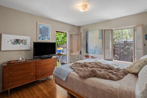 3330 Sherbourne Drive-19