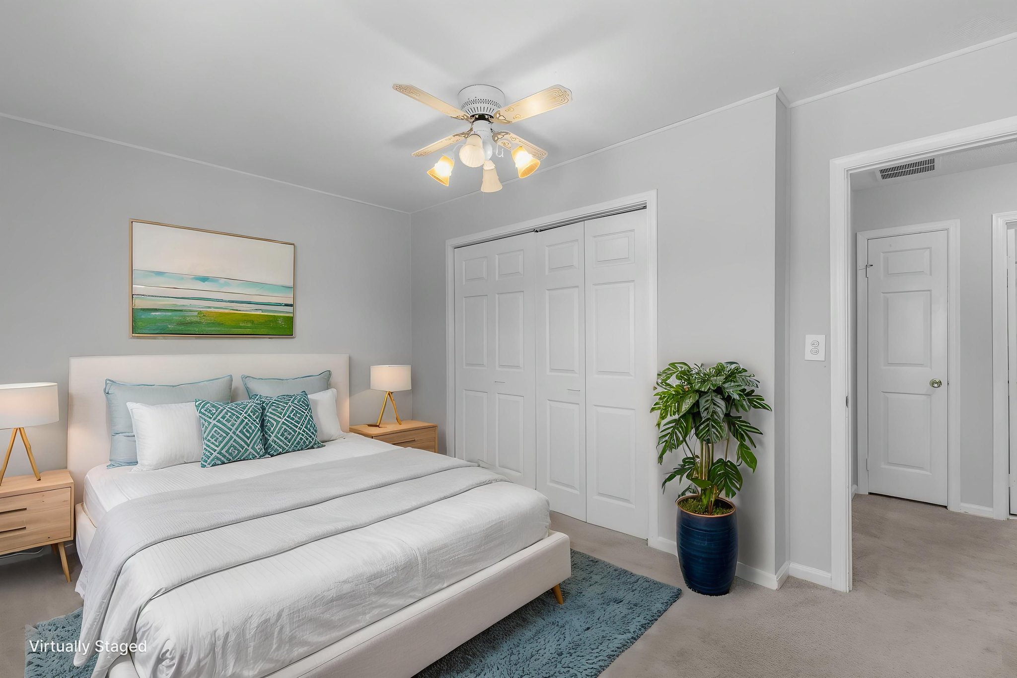 7X2A5071 virtually staged.jpeg