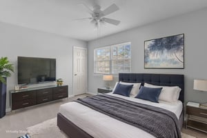 7X2A5036 virtually staged.jpeg