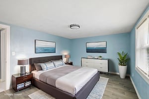 DSC05204 virtually staged.jpeg