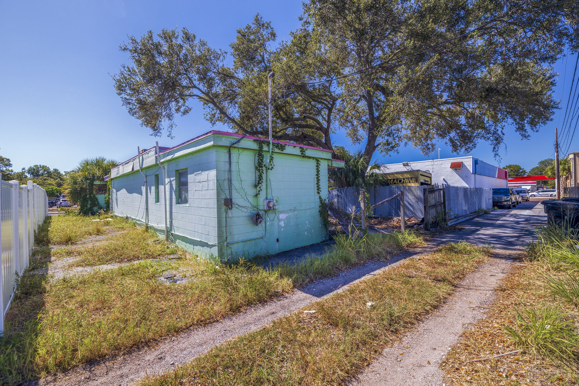AB3_3333 5th Ave S-7