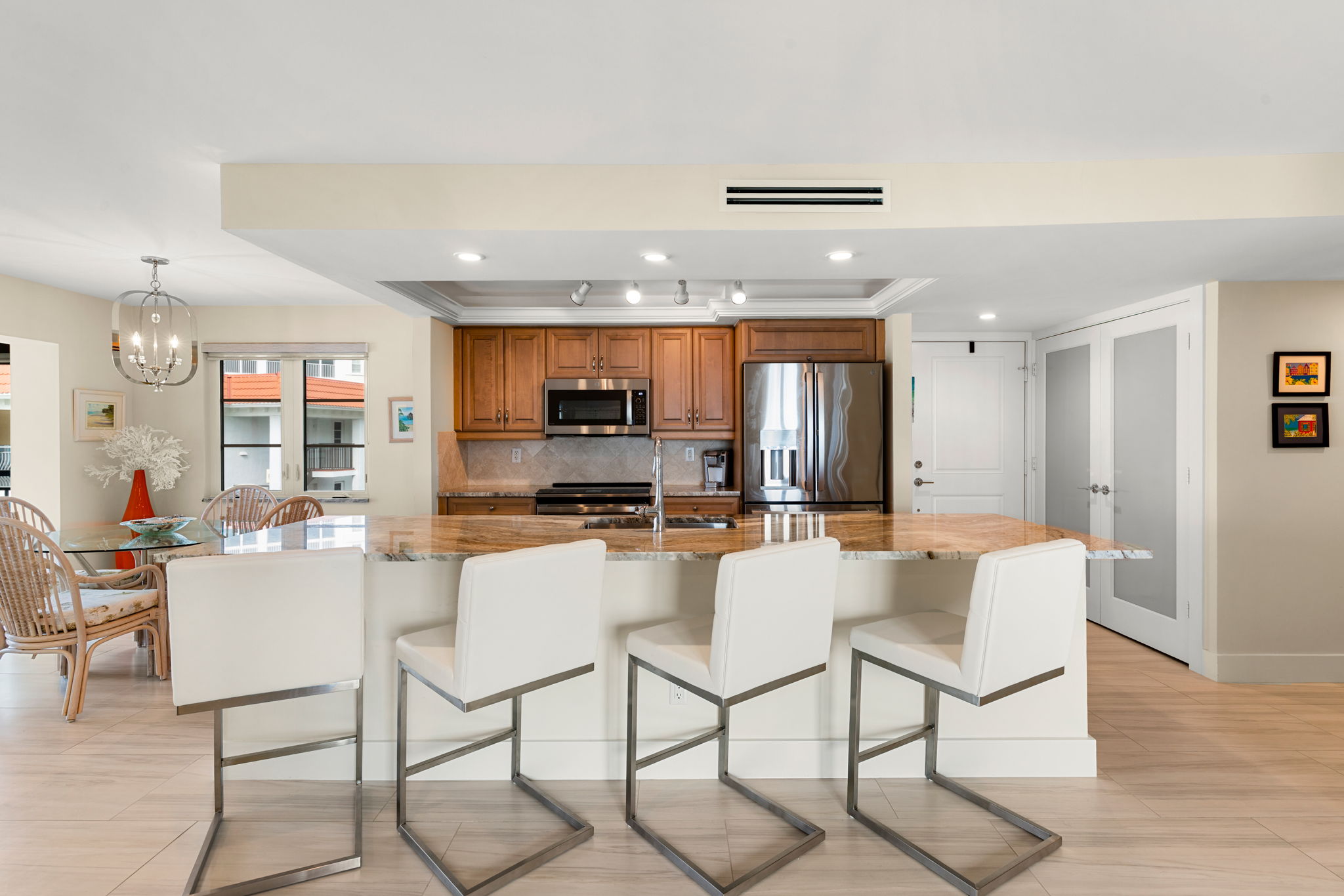 Enjoy your breakfast bar and separate dining space