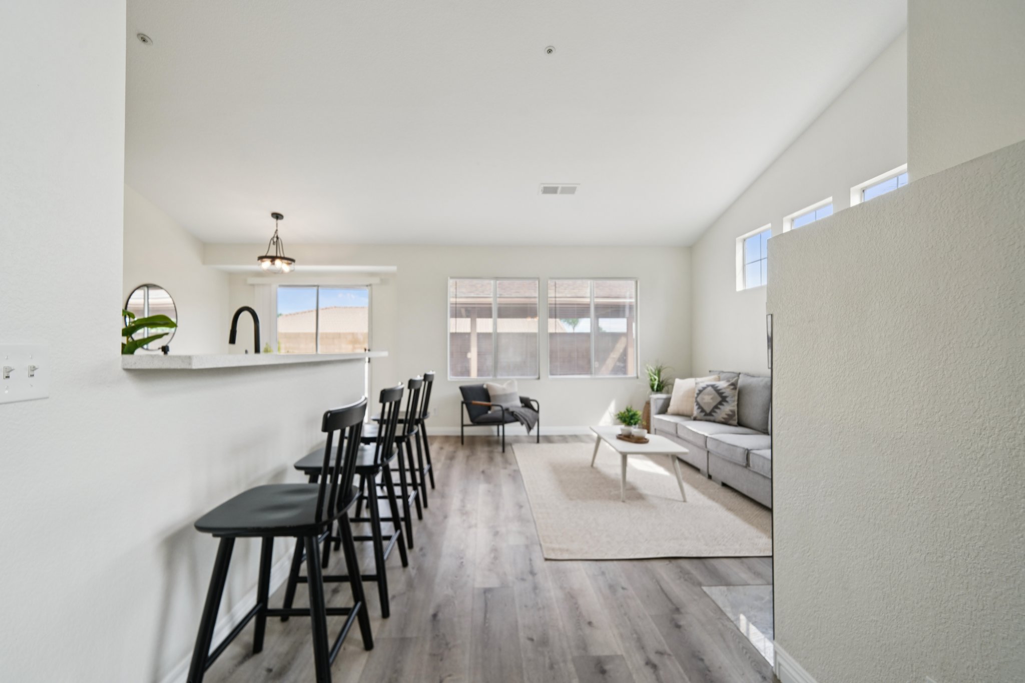 N Daisy Dr-S1809-014.jpg