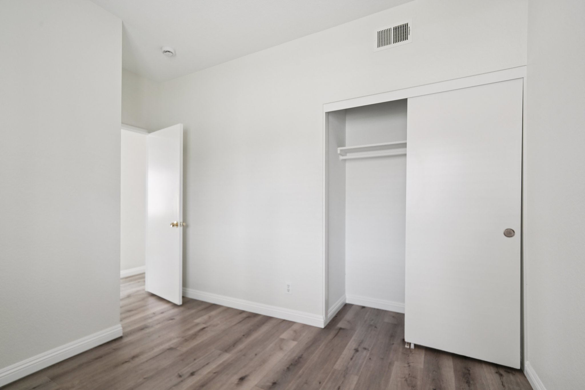 N Daisy Dr-S1809-037.jpg
