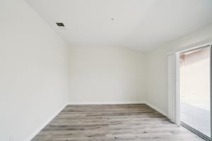 N Daisy Dr-S1809-022.jpg