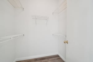 N Daisy Dr-S1809-028.jpg