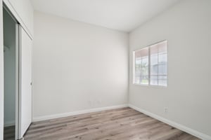 N Daisy Dr-S1809-036.jpg