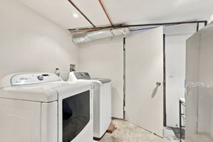  Photo 35