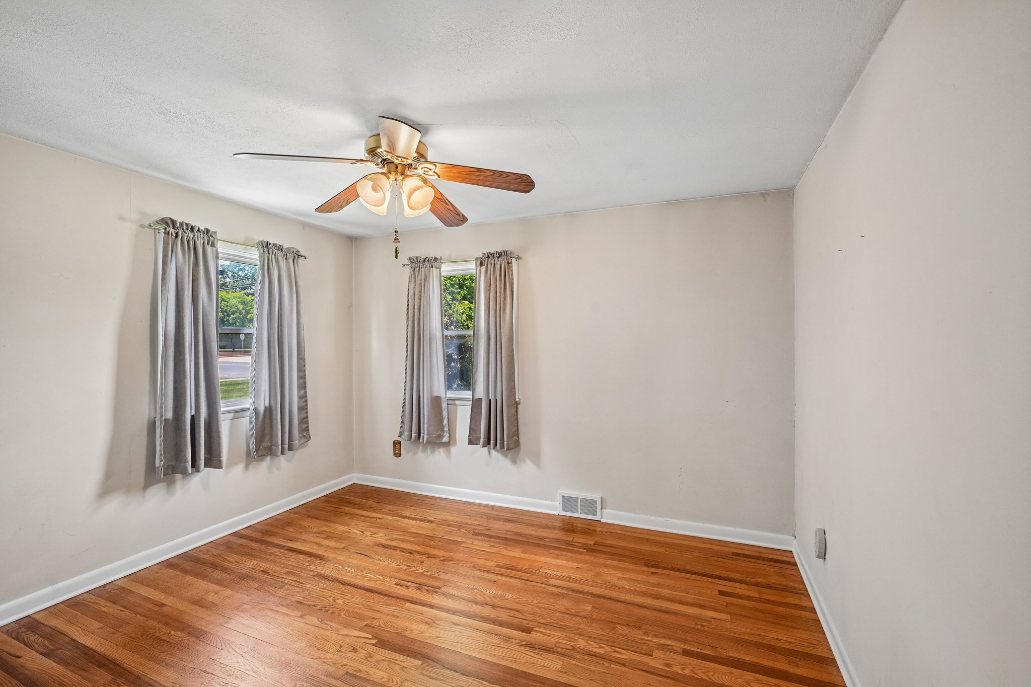 Winchester Rd-S2507-015.jpg