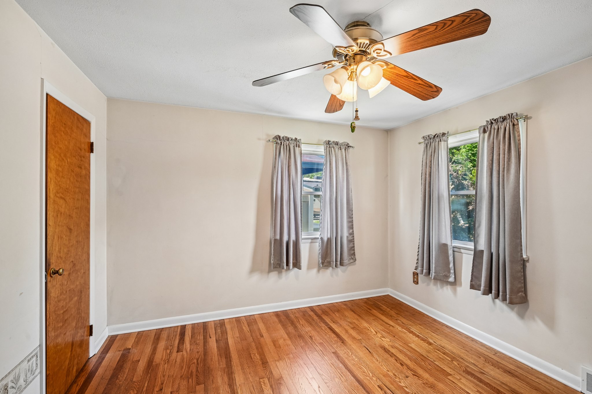 Winchester Rd-S2507-016.jpg