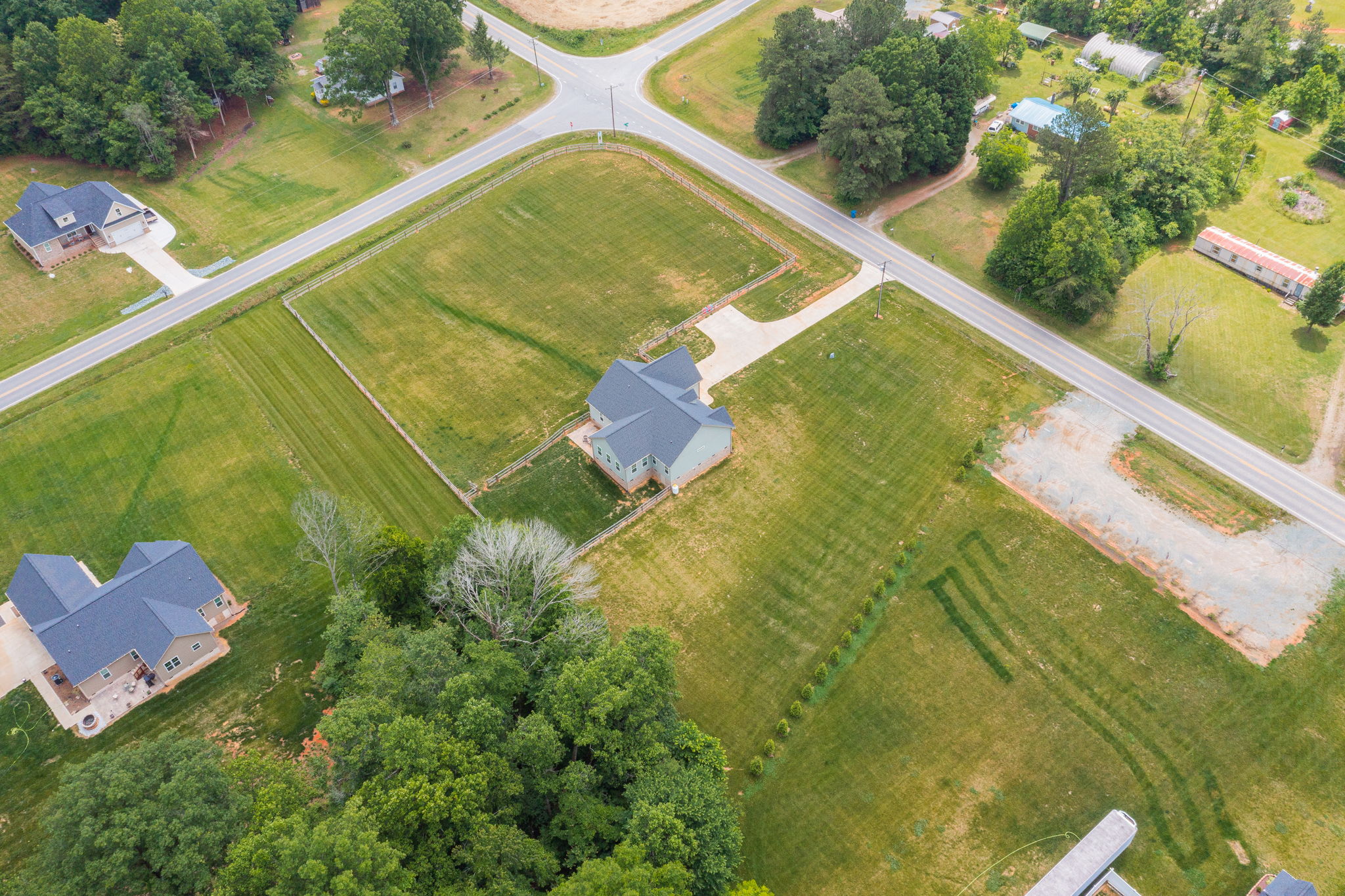 3335 Huffine Mill Rd-32
