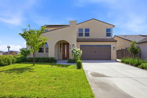 001_F8_3335 Las Rosas Ave
