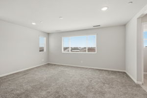 028_F8_3335 Las Rosas Ave