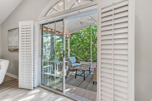 Sliding Doors to Lanai