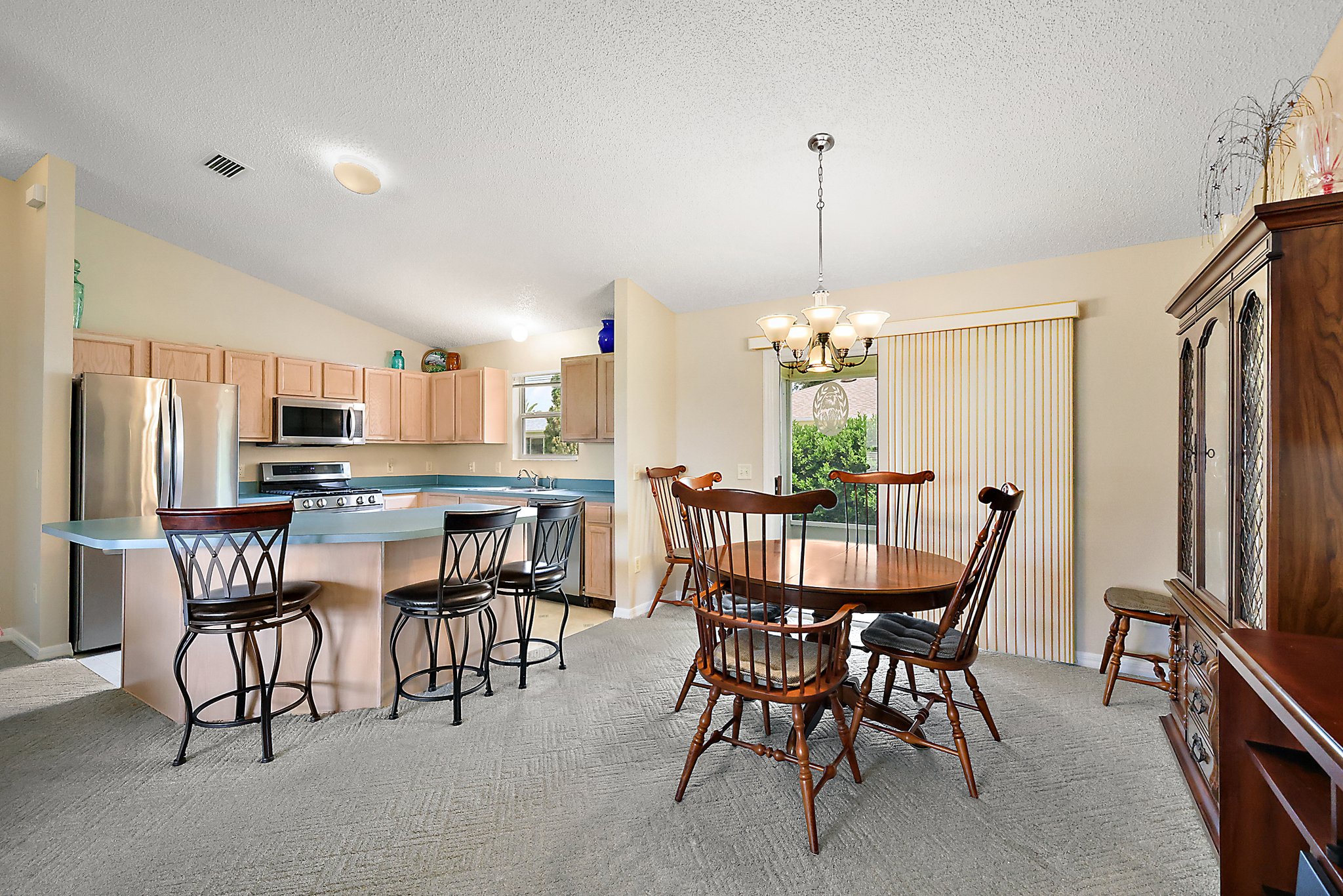 Dining Room/Kitchen