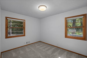 Photo 39