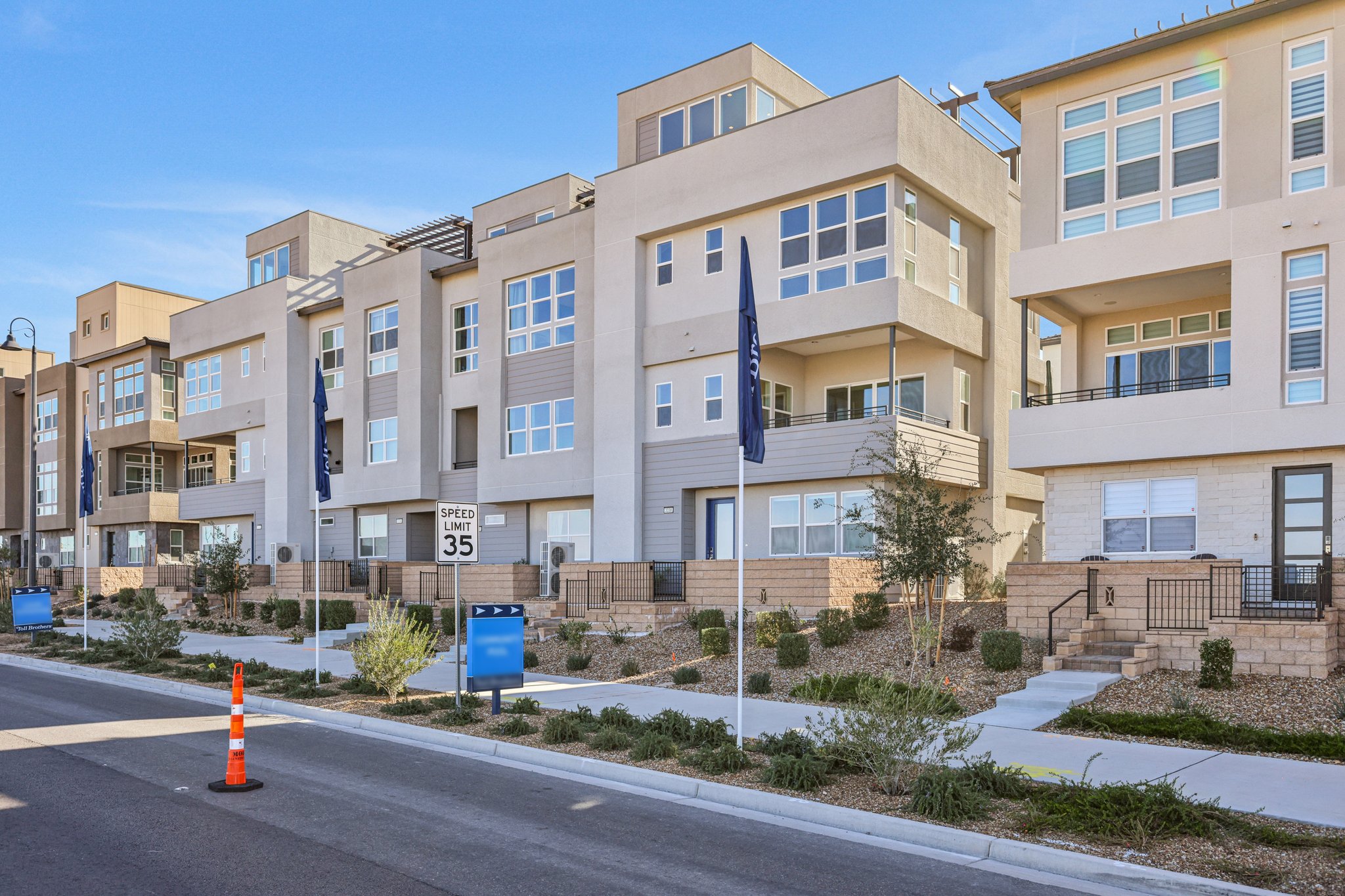 Esker Rdg Ave-S2801-005.jpg