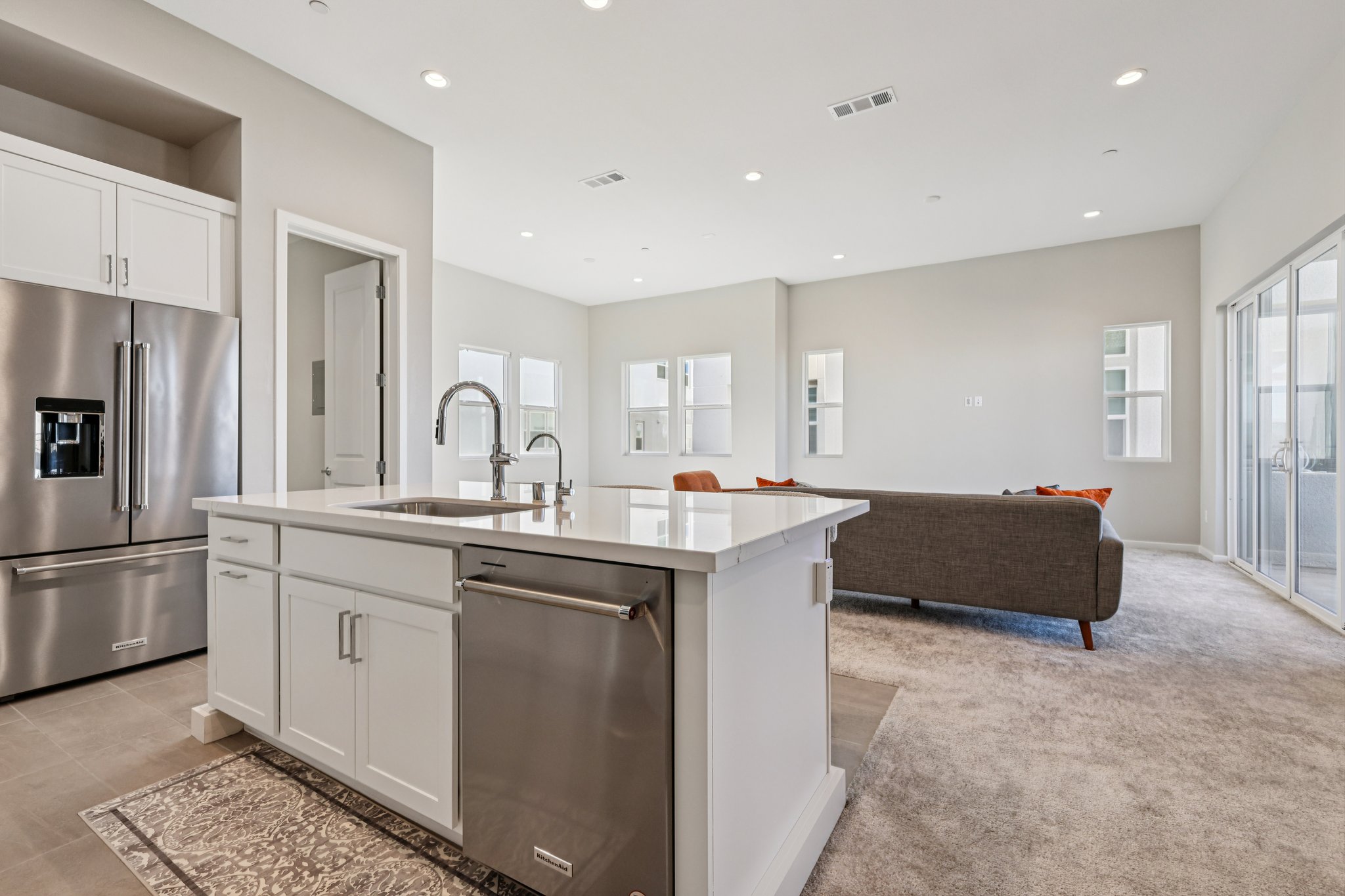 Esker Rdg Ave-S2801-017.jpg