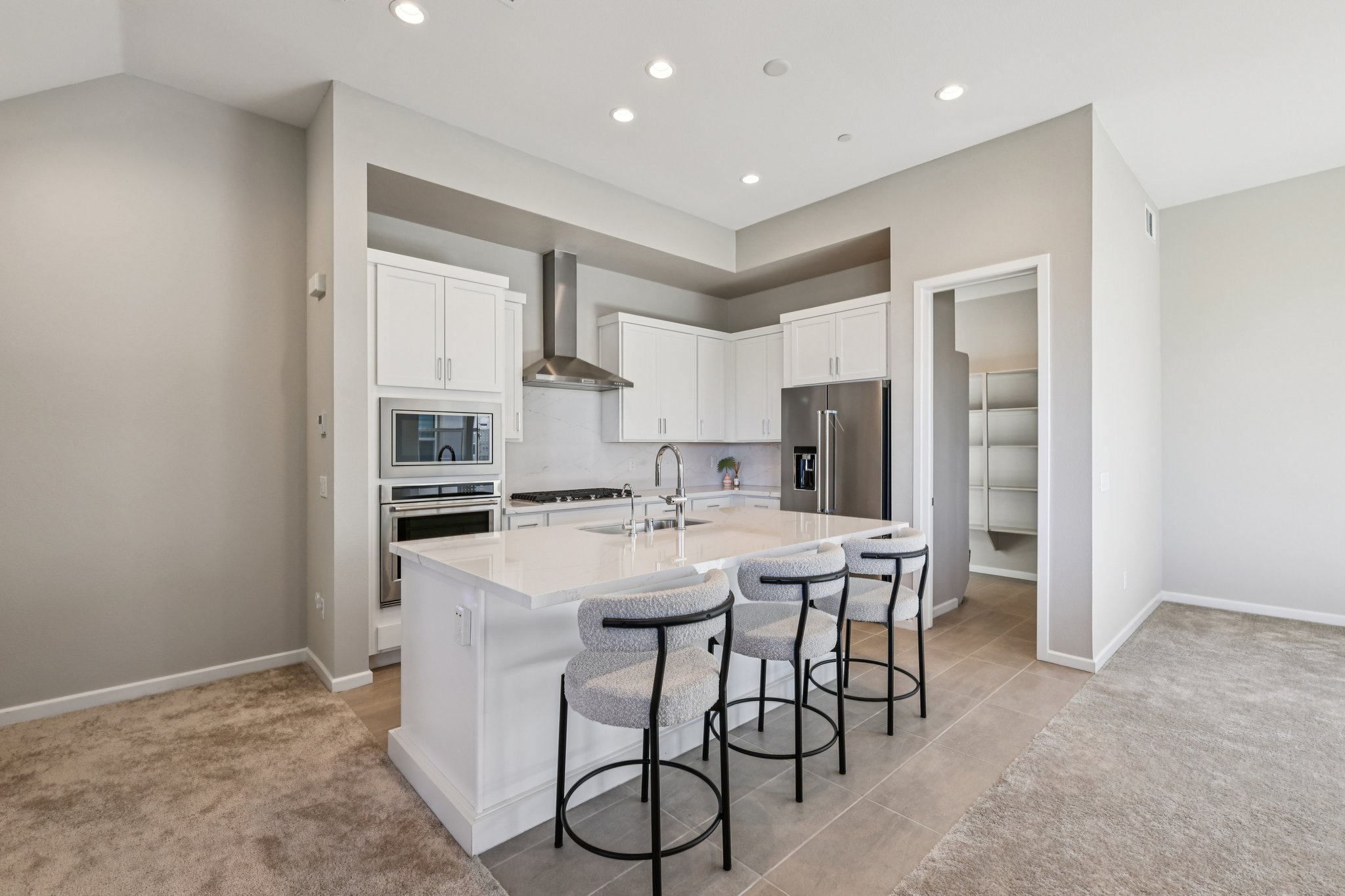 Esker Rdg Ave-S2801-018.jpg