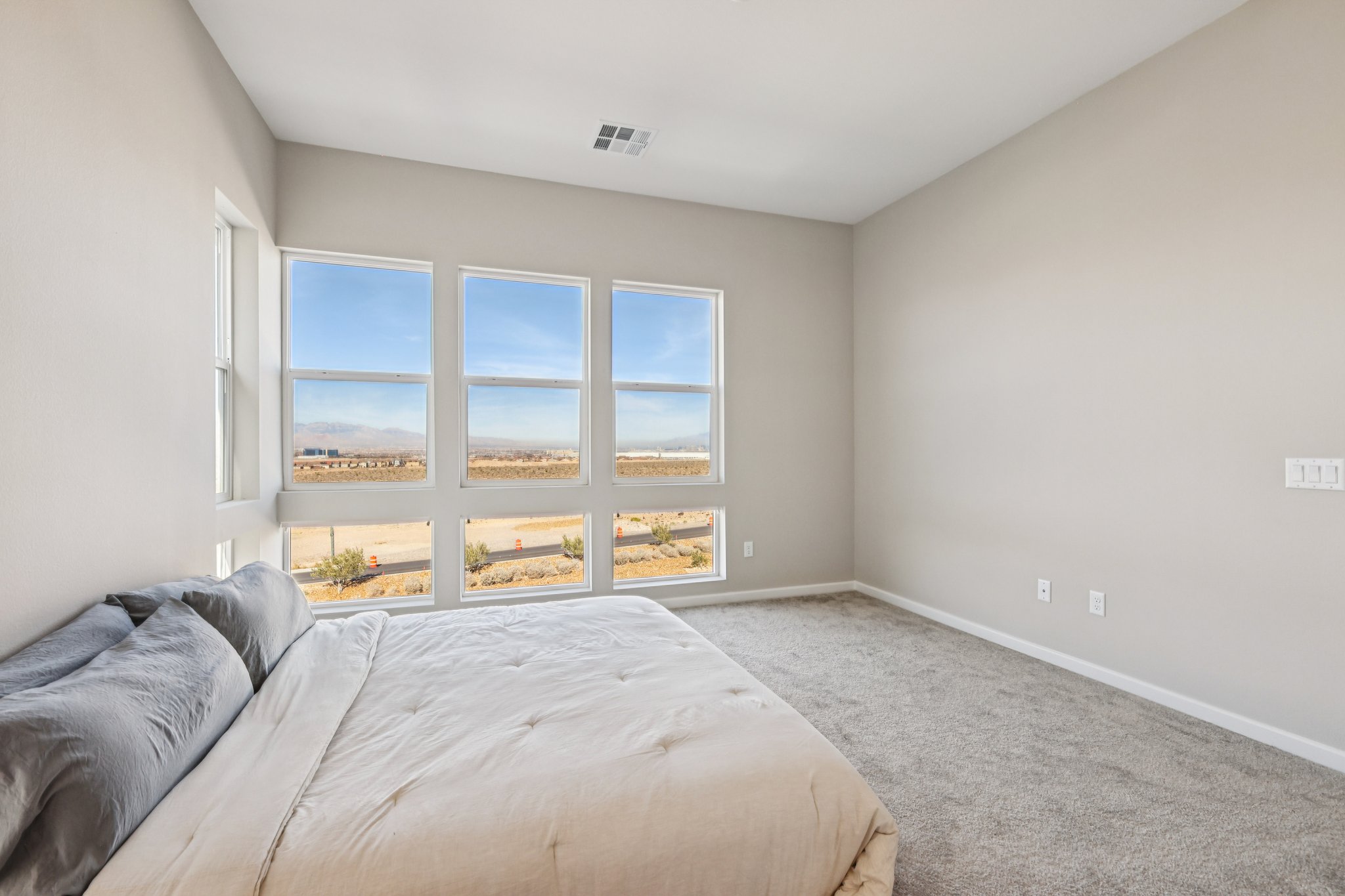 Esker Rdg Ave-S2801-040.jpg