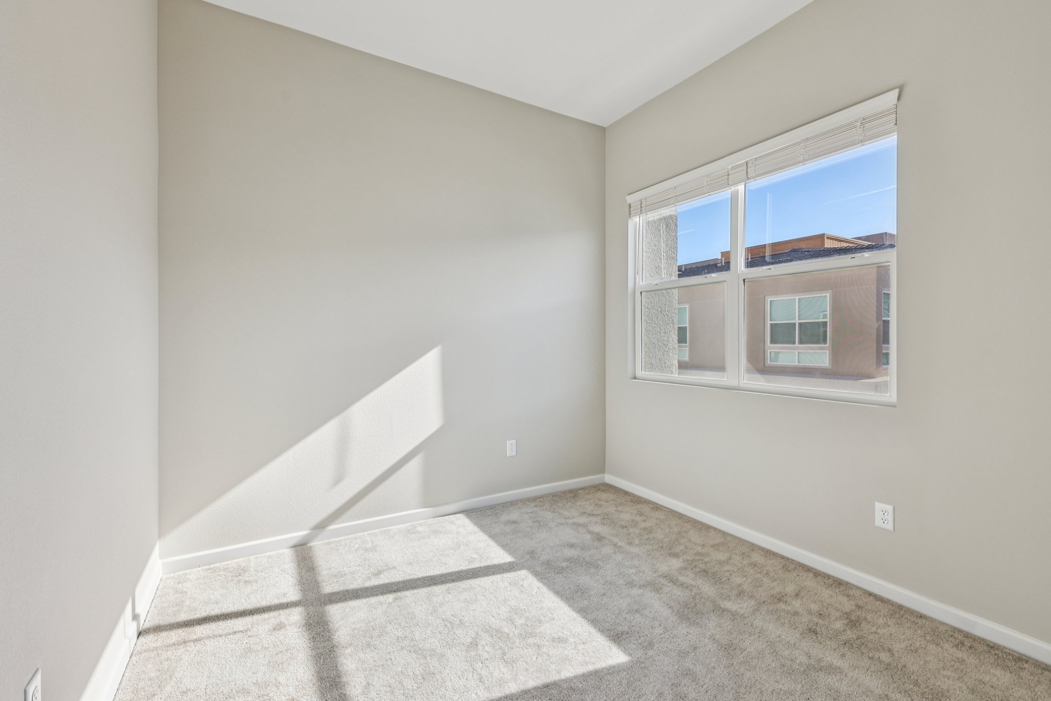 Esker Rdg Ave-S2801-047.jpg