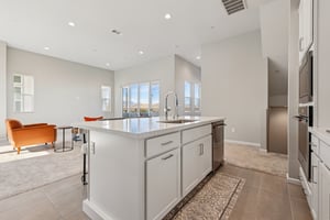 Esker Rdg Ave-S2801-024.jpg