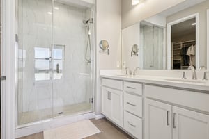 Esker Rdg Ave-S2801-044.jpg