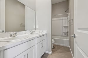 Esker Rdg Ave-S2801-046.jpg