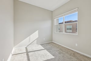 Esker Rdg Ave-S2801-047.jpg