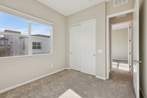 Esker Rdg Ave-S2801-048.jpg