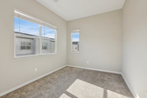 Esker Rdg Ave-S2801-050.jpg