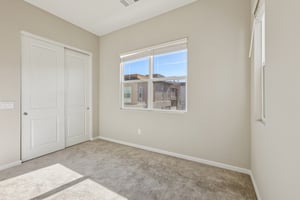 Esker Rdg Ave-S2801-051.jpg